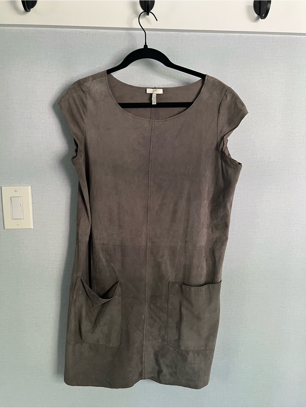 Joke Suede Shift Dress with Pockets - Taupe, sz M